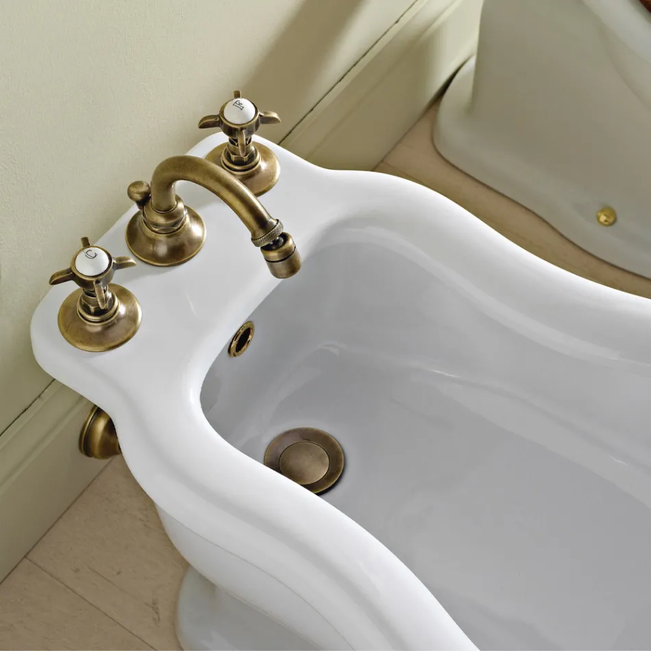 Classic 3 Hole Bidet Mixer in Brass and Butterfly Handles - Miriano Viadurini
