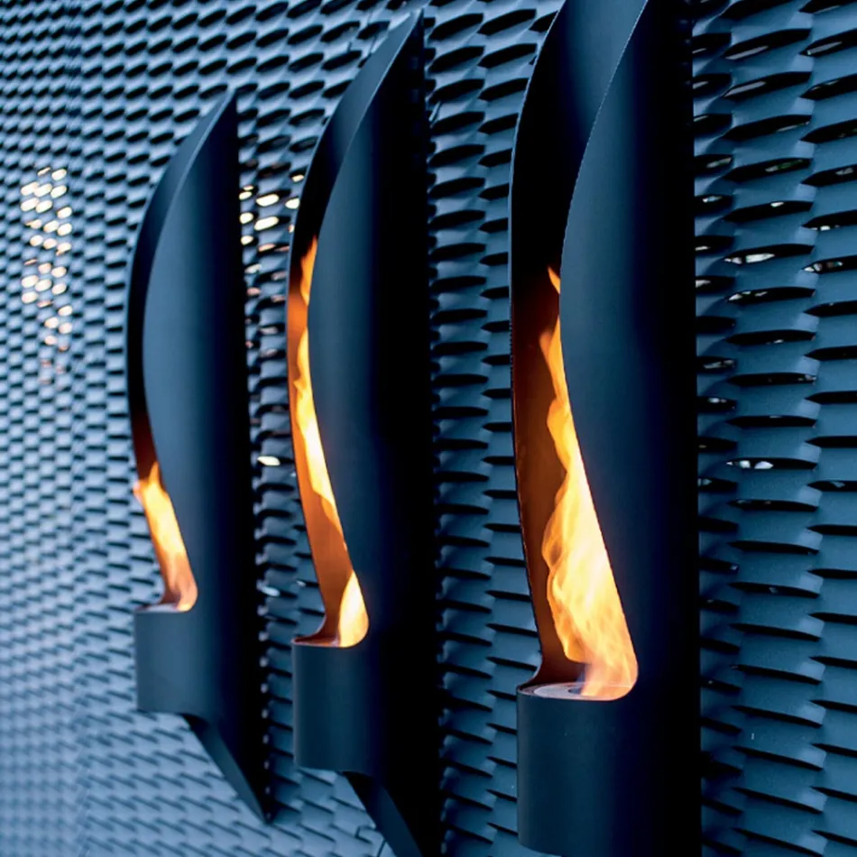 Wall Bio-fireplace of Tubular and Modern Design in Black Steel - Jackson Viadurini