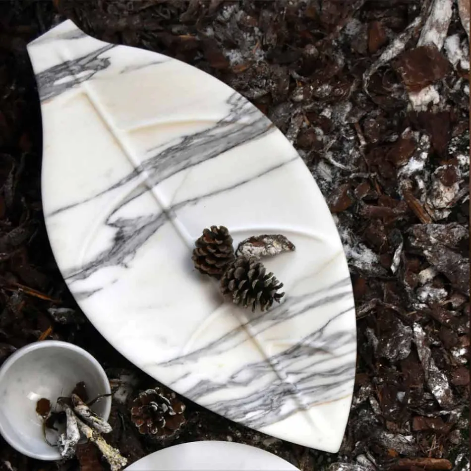 Centerpiece in Arabescato Marble with Leaf Shape Made in Italy - Treviso Viadurini