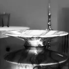 Centerpiece in Brezza della Versilia Marble and Metal Made in Italy - Amabile Viadurini