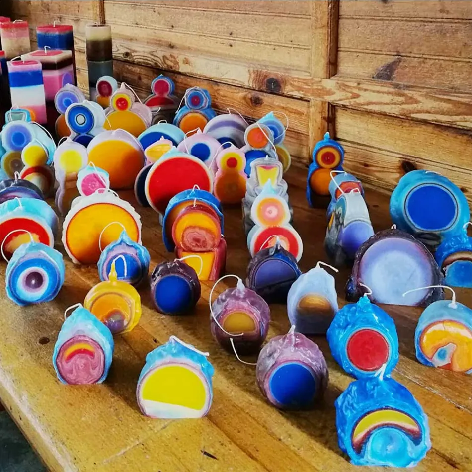Composition of 3 Colored Wax Candles, Unique Pieces, Made in Italy - Dela Viadurini