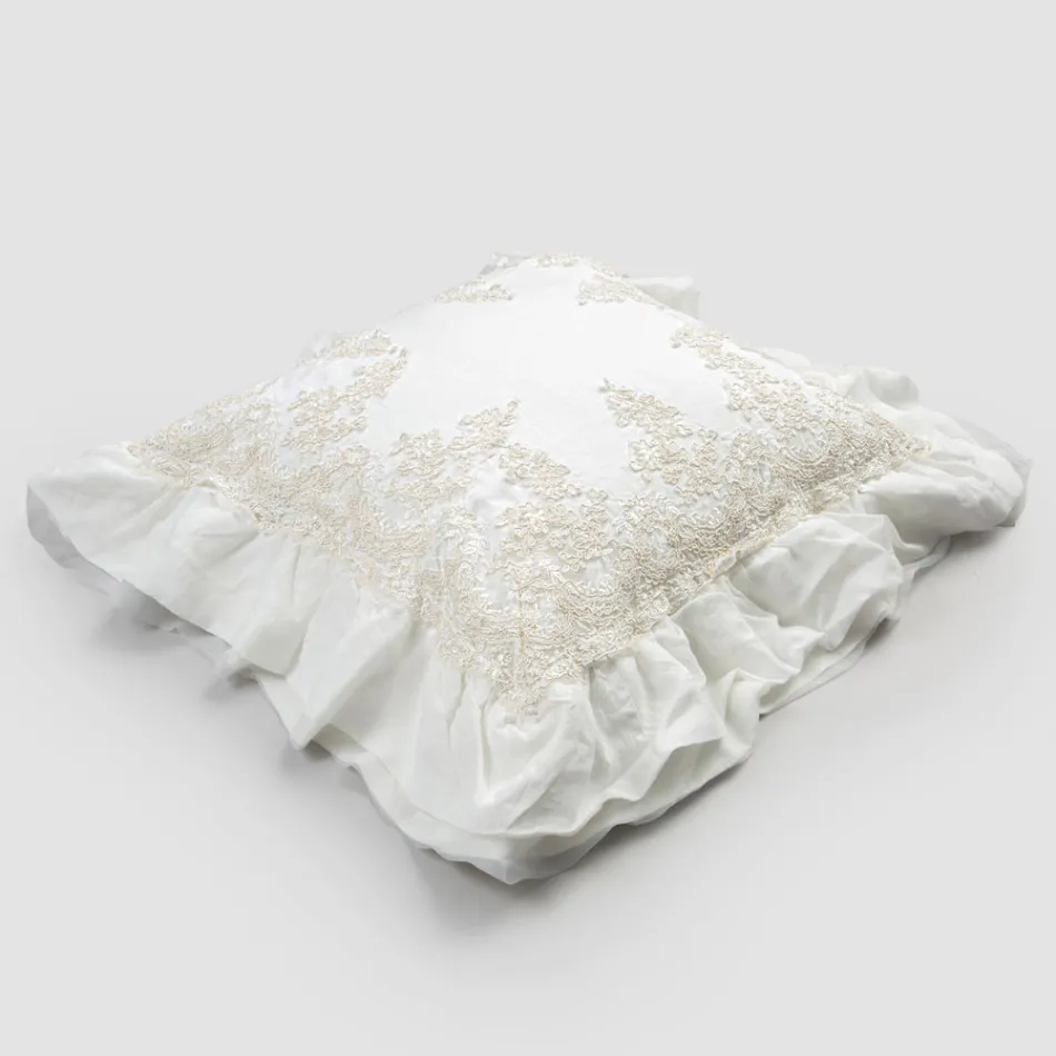 Square Pillowcase in White Linen with Decorative Lace on the Edges and Ruffles - Priscilla Viadurini