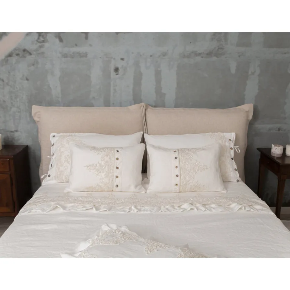 Rectangular Pillowcase with Elegant Lace in White Linen Design for Bed - Gioiano Viadurini