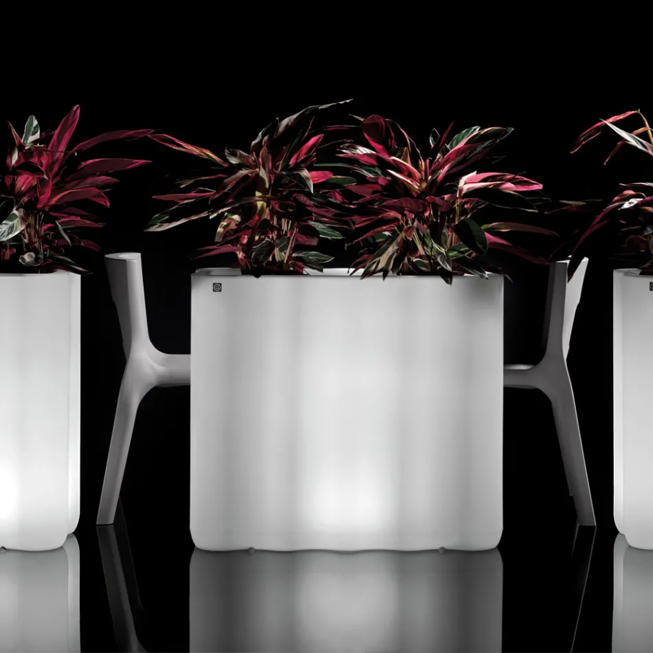 Two-Powered and Colored Polyethylene Light Planter Made in Italy - Barbia Viadurini