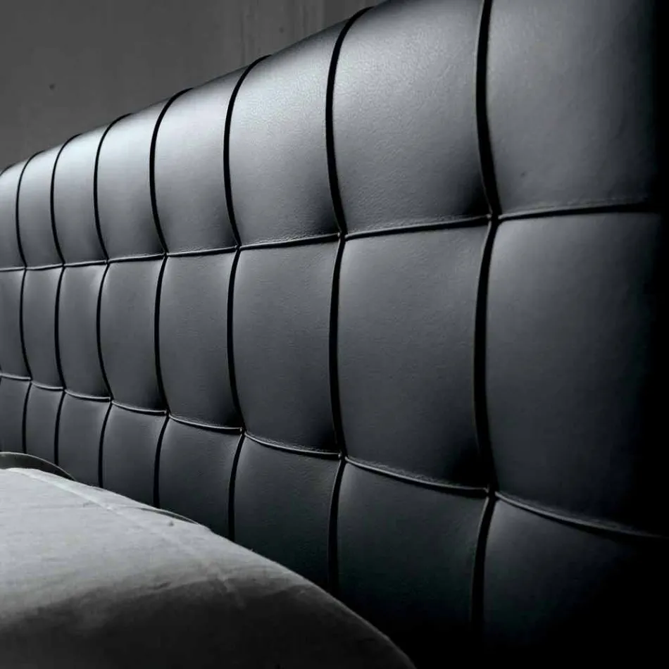 Design double bed with padded headboard Leilo, 160x200 cm Viadurini