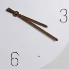 Classic Design Wall Clock in White Round Wood Laser Cut - Jovial Viadurini