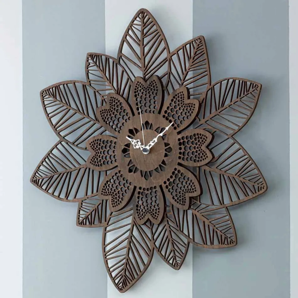 Wall Clock in Light or Dark Wood with a Modern Flower Design - Aquilegia Viadurini