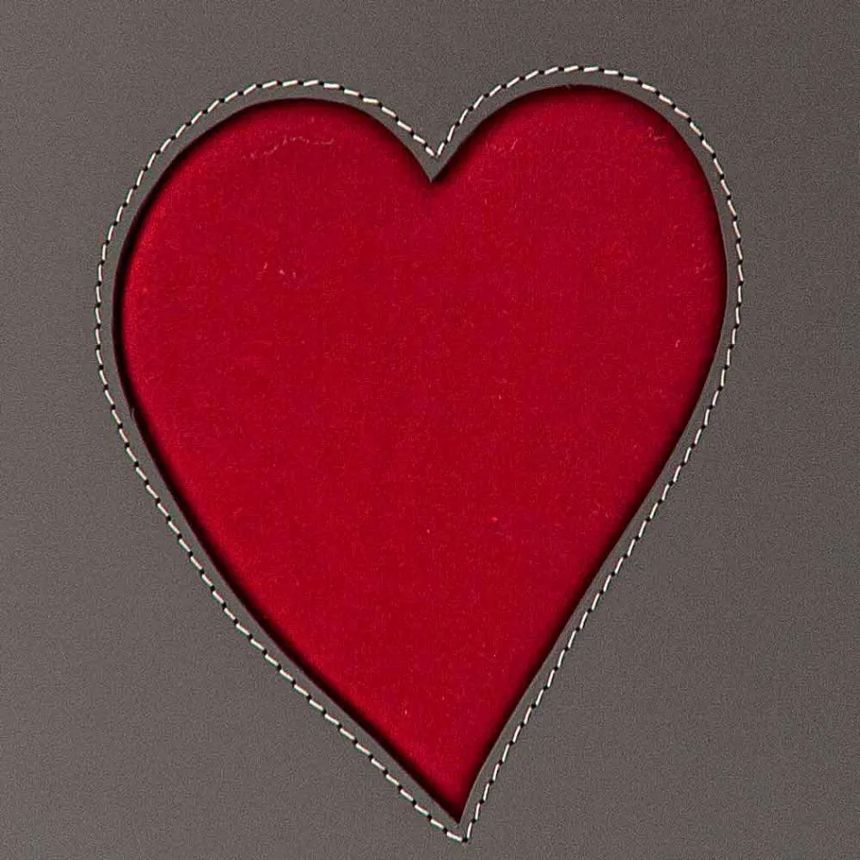 Contemporary leather laundry basket made in Italy Adele, heart insert Viadurini