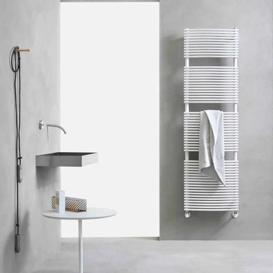 Vertical Design Hydraulic Bathroom Towel Warmer in Steel 1013 W - Griffin Viadurini