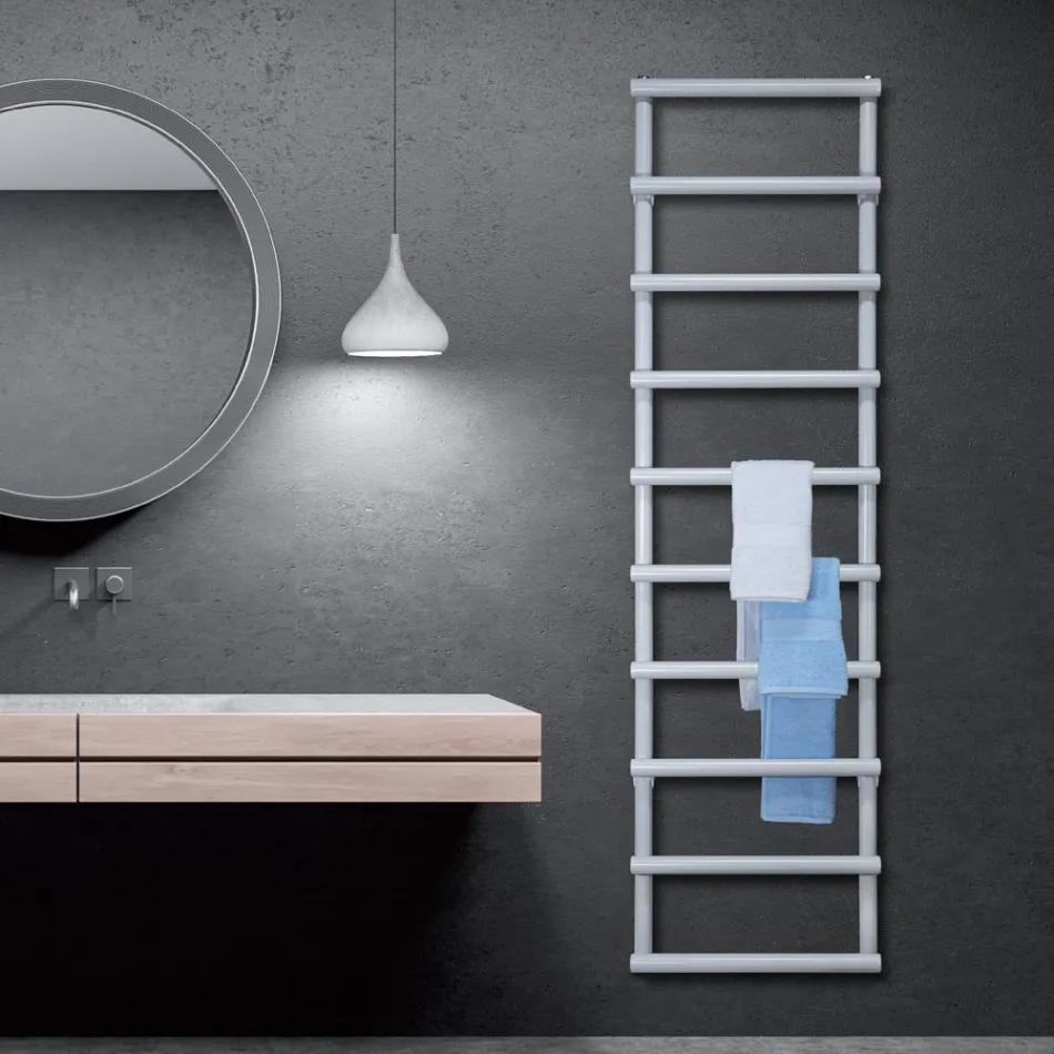 Electric Towel Warmer with Circular Elements Made in Italy - Strawberry Viadurini