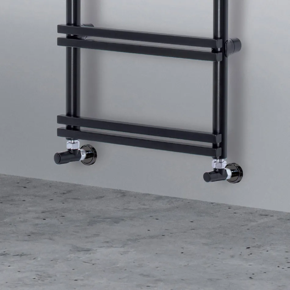 Hydraulic Towel Warmer with Vertical Manifolds Made in Italy - Zenzero Viadurini