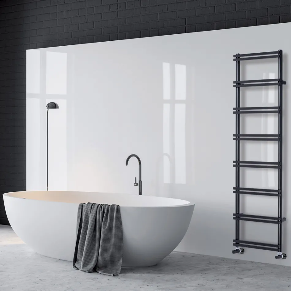 Hydraulic Towel Warmer with Vertical Manifolds Made in Italy - Zenzero Viadurini