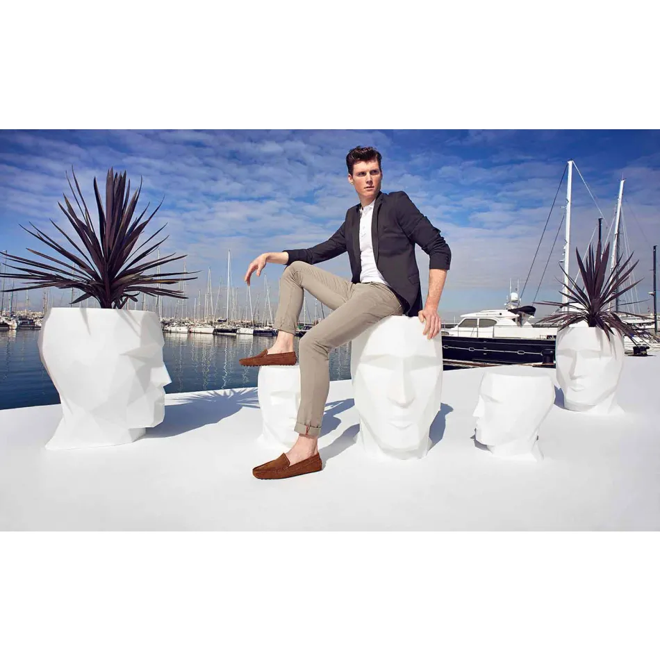 Outdoor stool in the shape of a face in a modern design by Adan by Vondom Viadurini