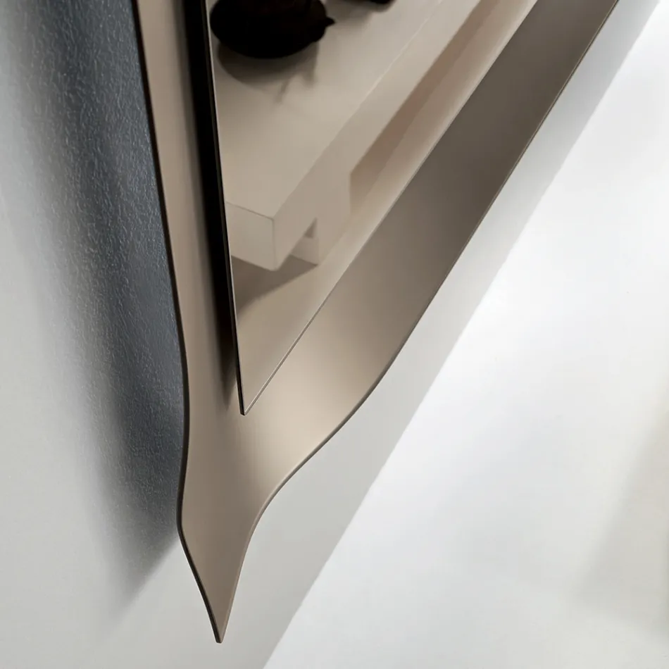 Mirror with Shaped Frame Available in 3 Sizes and 2 Colors - Carolina Viadurini