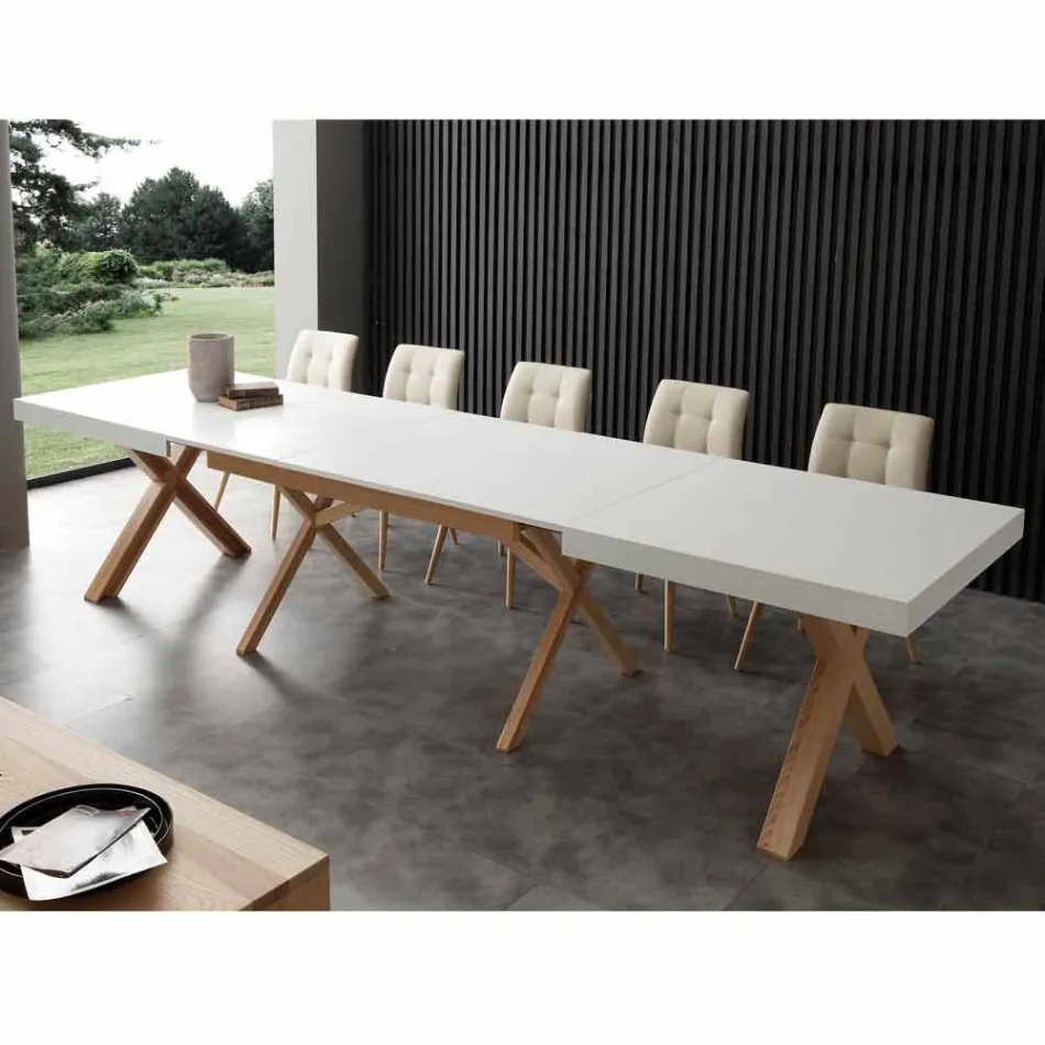 Extendable white table with structure in natural solid Rico Viadurini