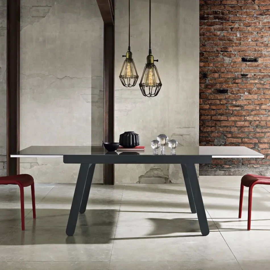 Extendable Table up to 240 cm in Lacquered Wood Made in Italy - Adrienne Viadurini