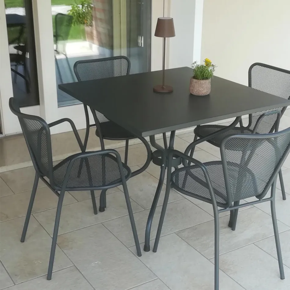Lirion Outdoor Table in Painted Metal in Two Sizes Made in Italy Viadurini