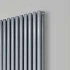Hydraulic Radiator with Horizontal Manifolds and Vertical Pipes - Colomba Viadurini