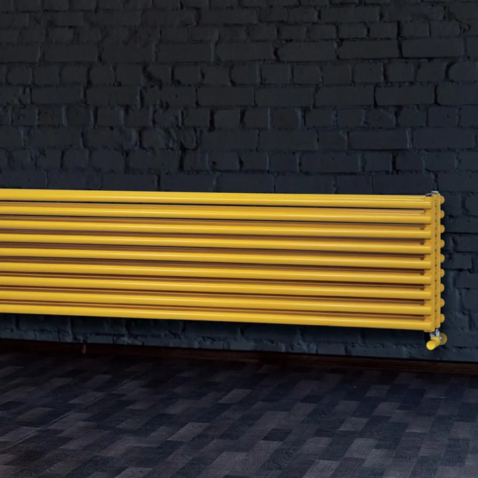 Hydraulic Radiator with Triple Series of Horizontal Elements Made in Italy - Caramella Viadurini