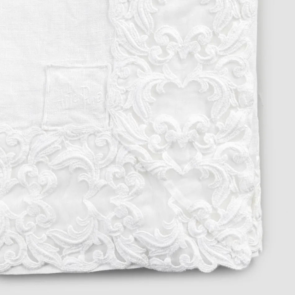 White or Butter Linen Tablecloth with Farnese Lace Rectangular Design - Kippel Viadurini