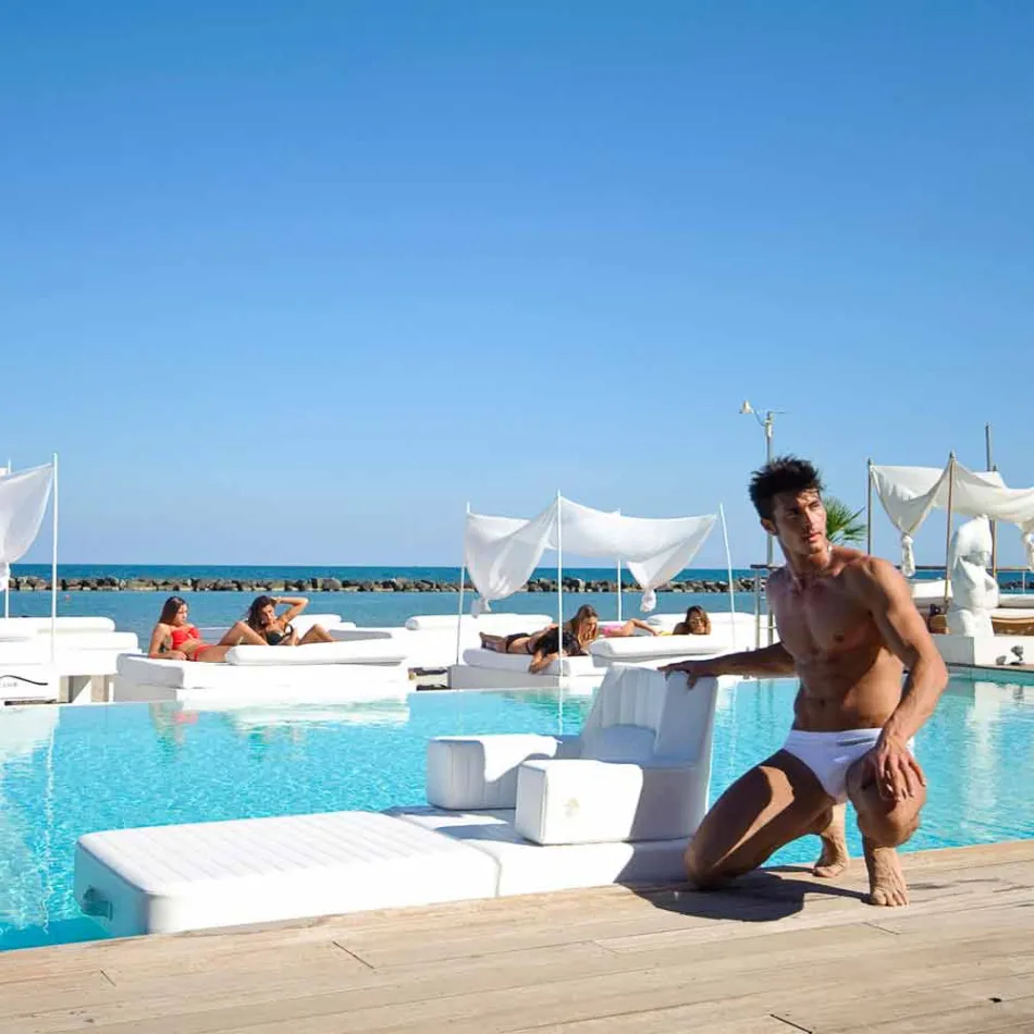 Trona floating chair white design made in Italy Viadurini