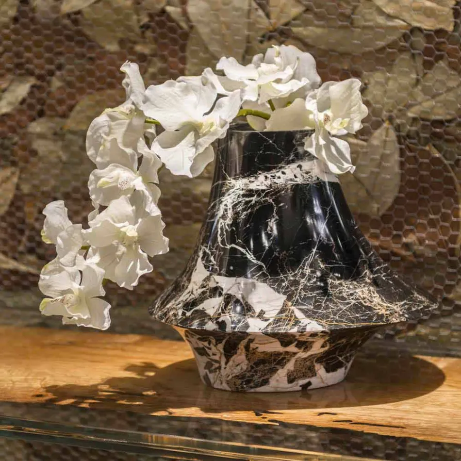Elegant Indoor Vase in White and Black Marble Made in Italy - Original Viadurini