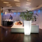 Tall Indoor Vase in White Polyethylene Made in Italy - Devid Viadurini